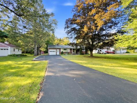 1961 Brookview Road Castleton NY 12033