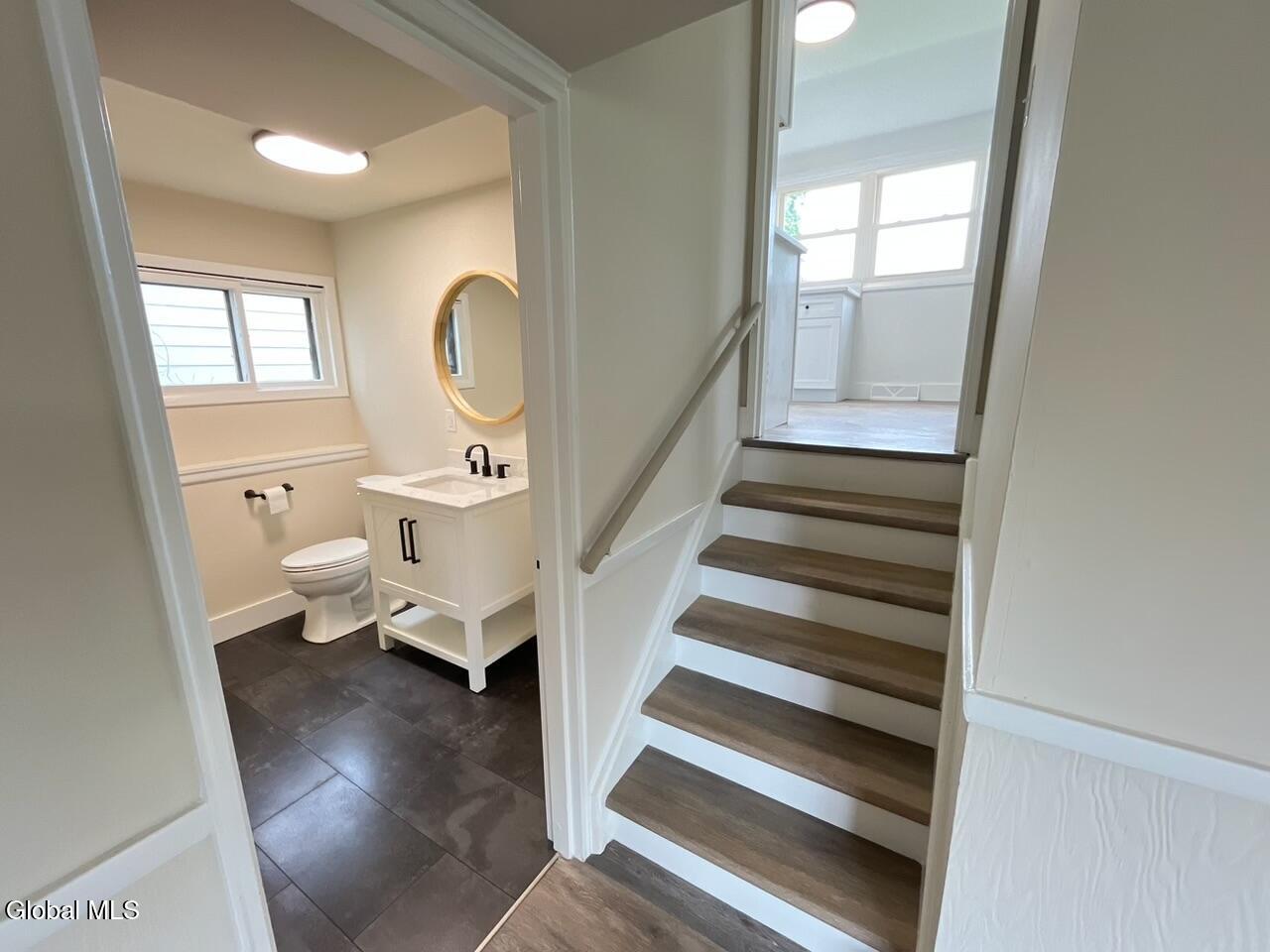 9 Dover Drive Latham NY 12110