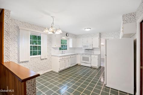 1279 Windemere Court Niskayuna NY 12309