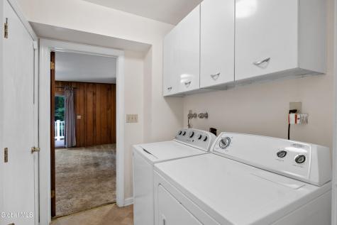 1279 Windemere Court Niskayuna NY 12309