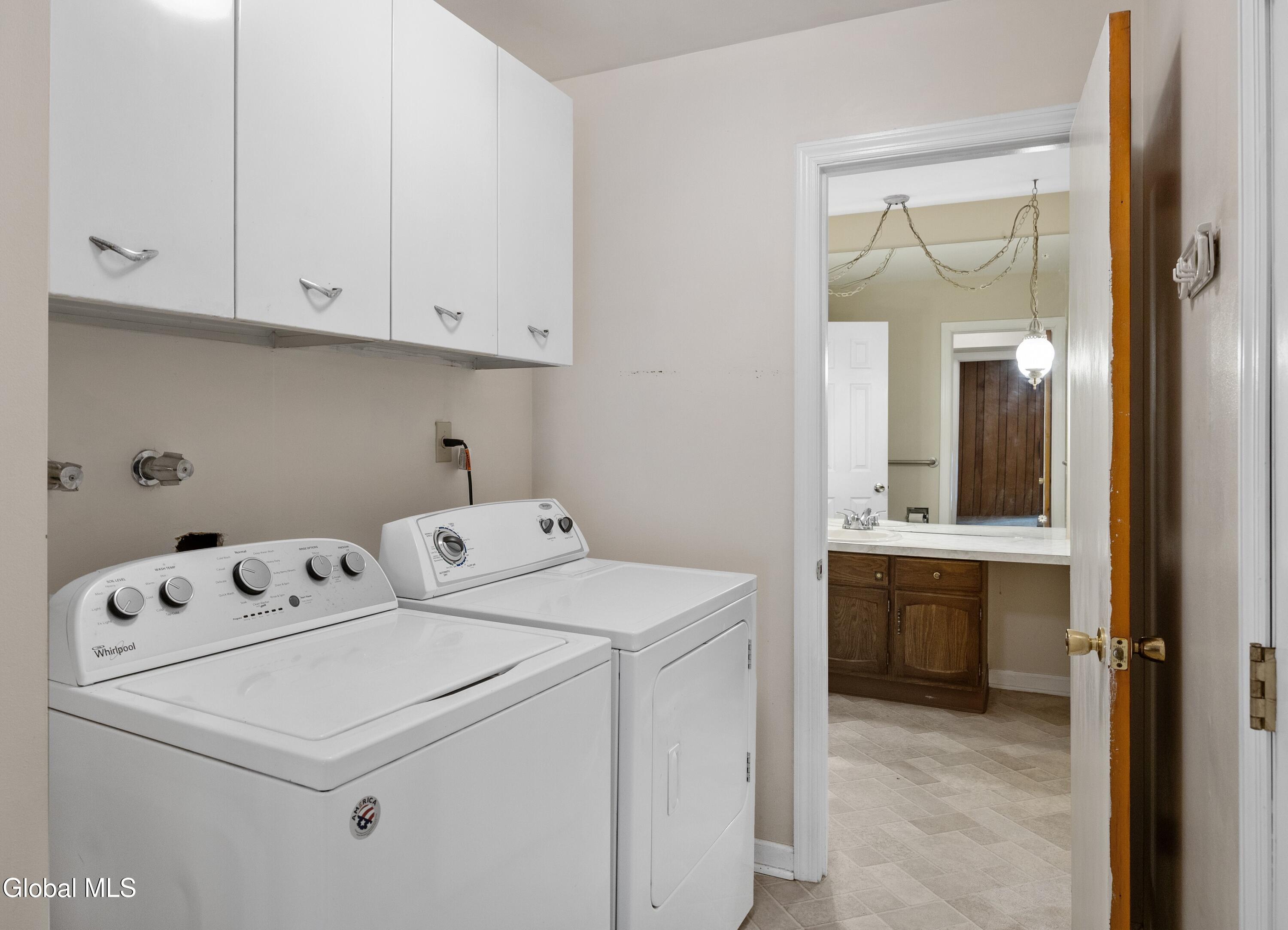 1279 Windemere Court Niskayuna NY 12309
