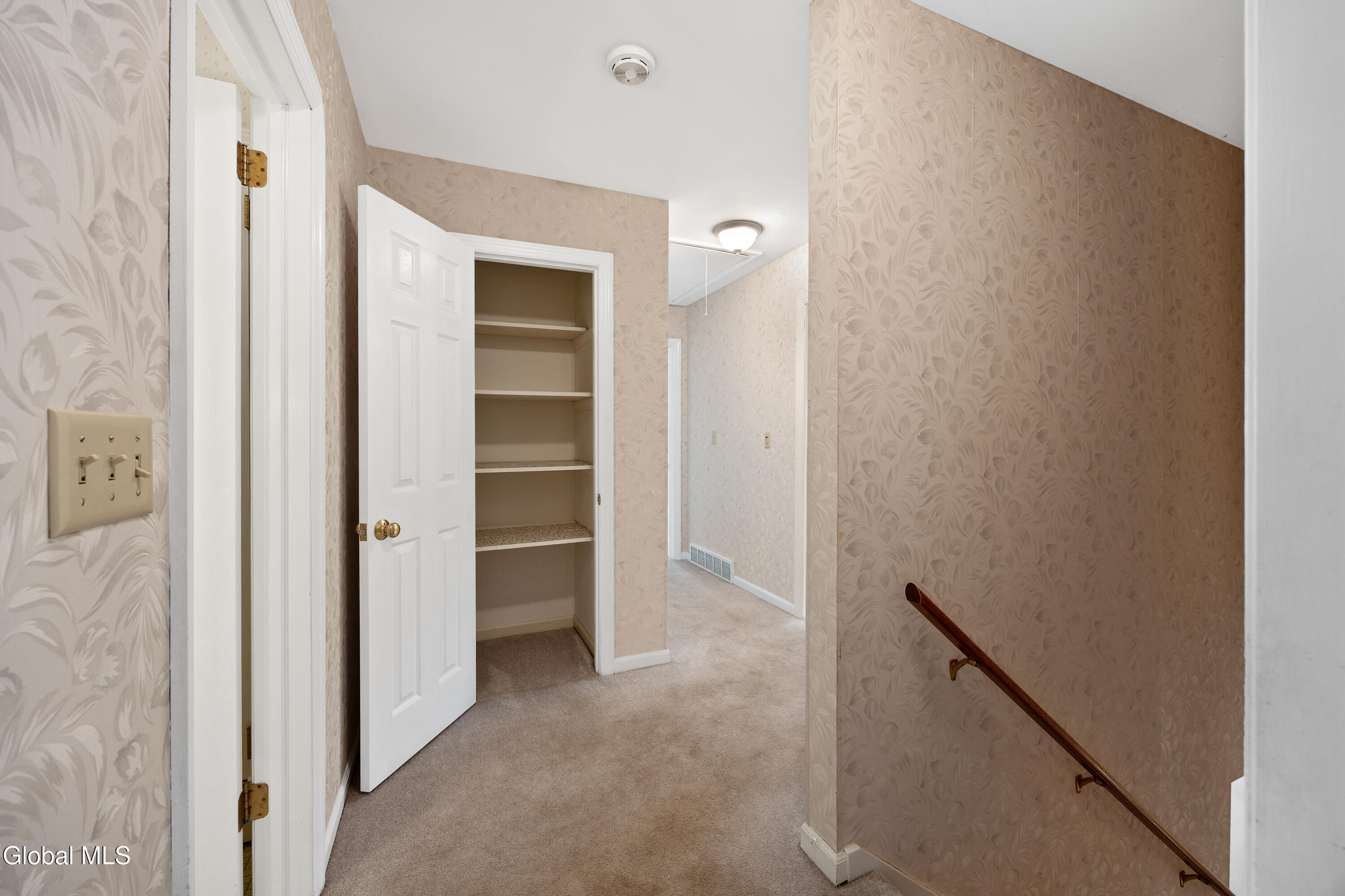 1279 Windemere Court Niskayuna NY 12309