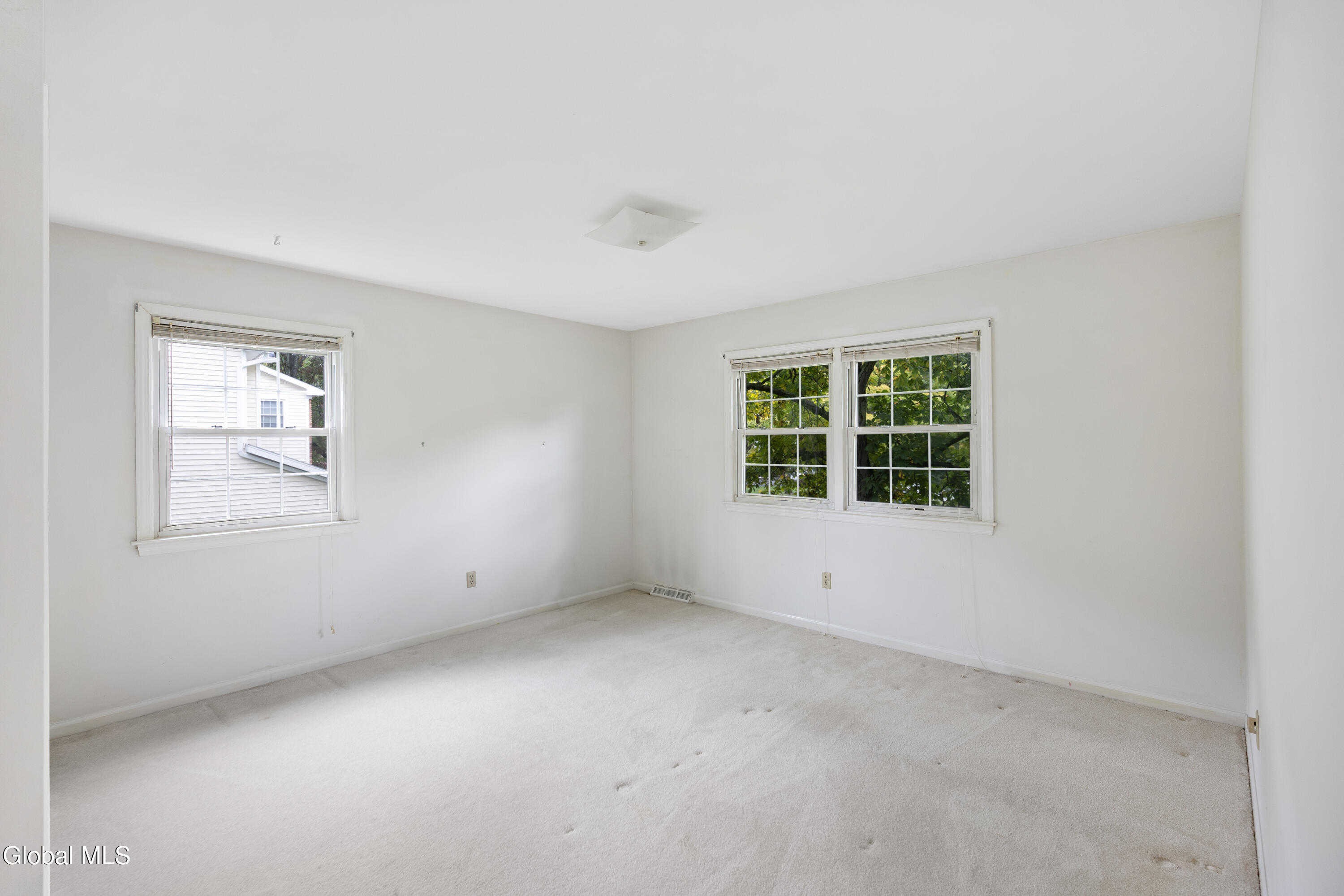 1279 Windemere Court Niskayuna NY 12309