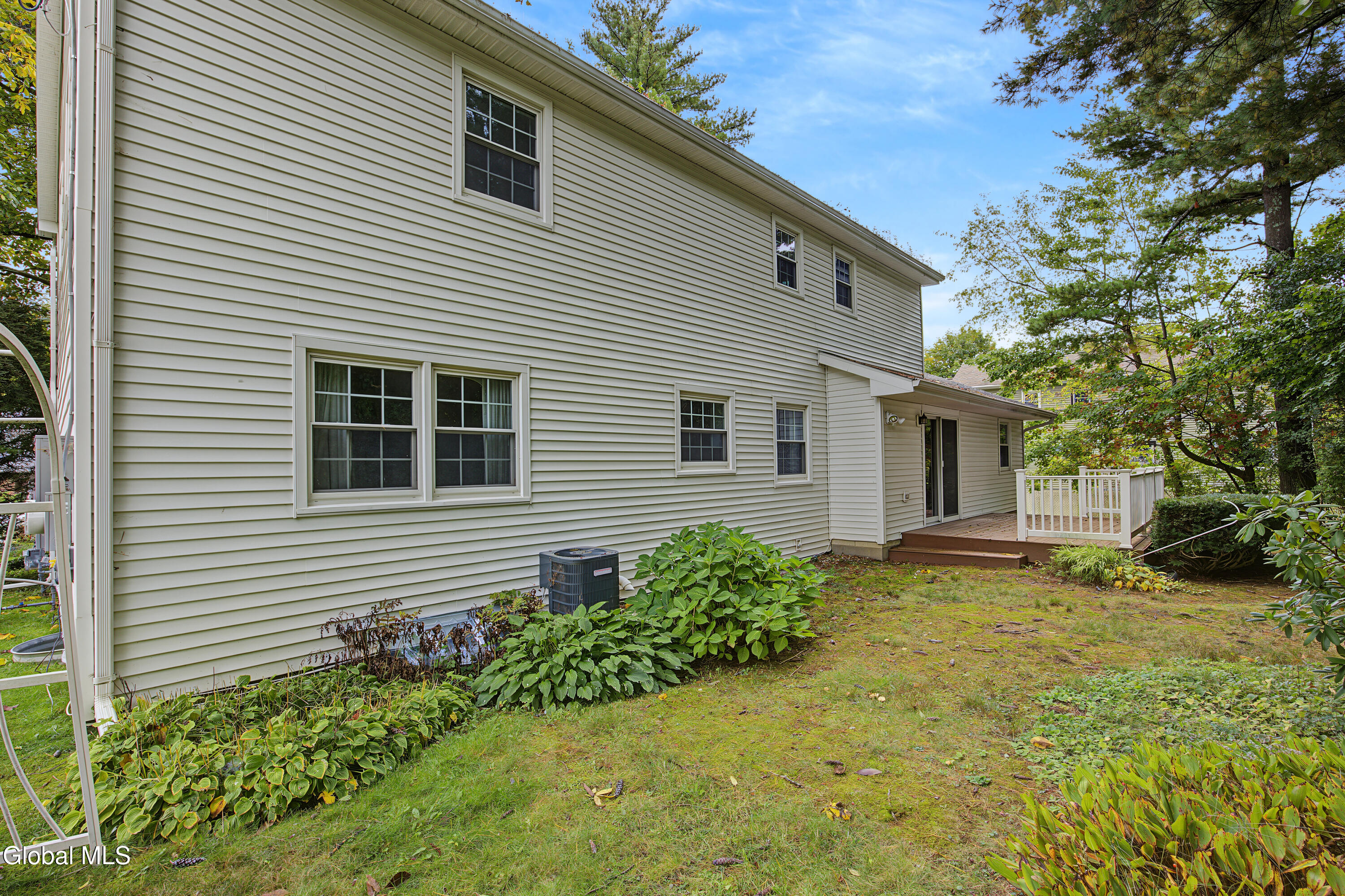1279 Windemere Court Niskayuna NY 12309