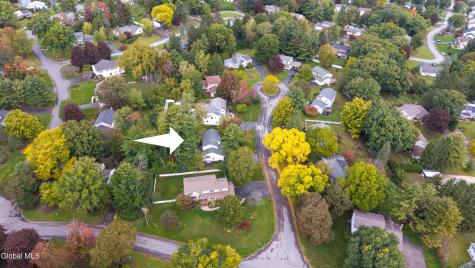 1279 Windemere Court Niskayuna NY 12309