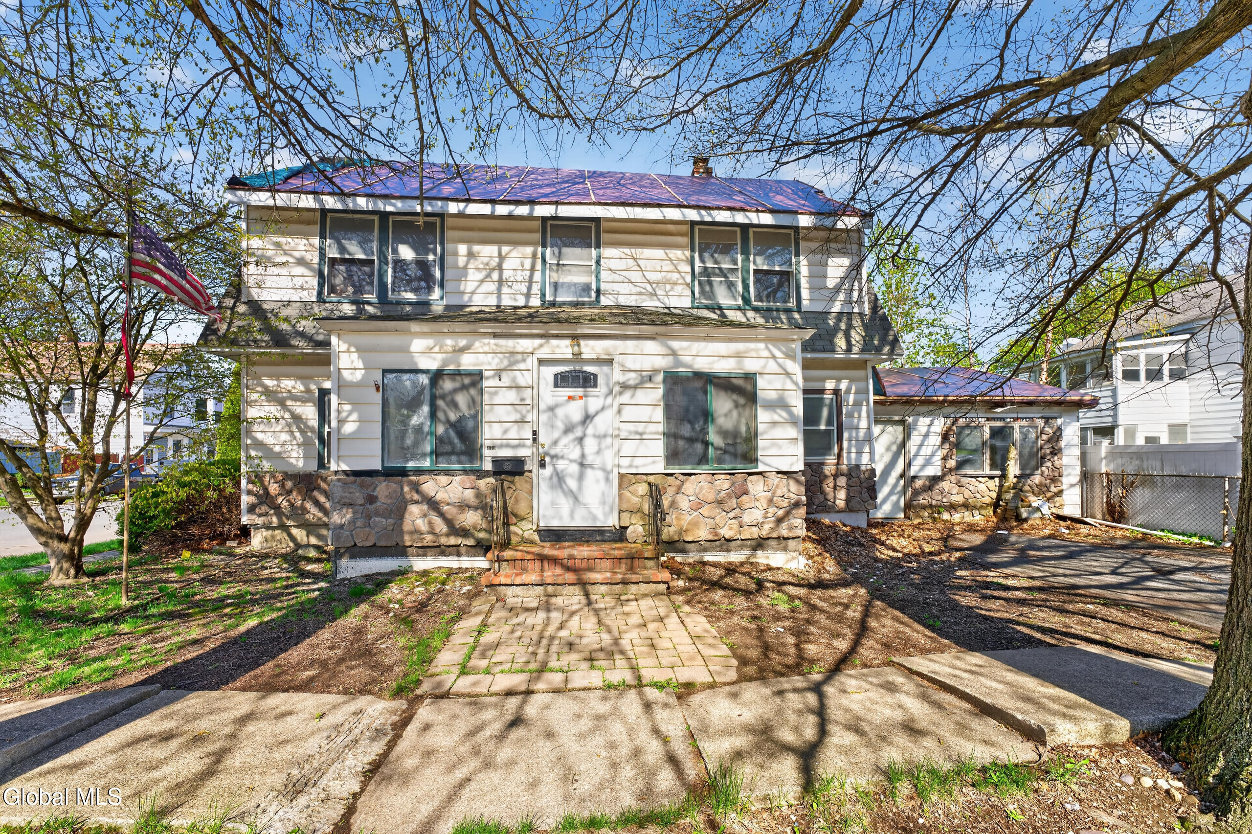 471 7th Avenue Troy NY 12182