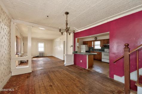 471 7th Avenue Troy NY 12182