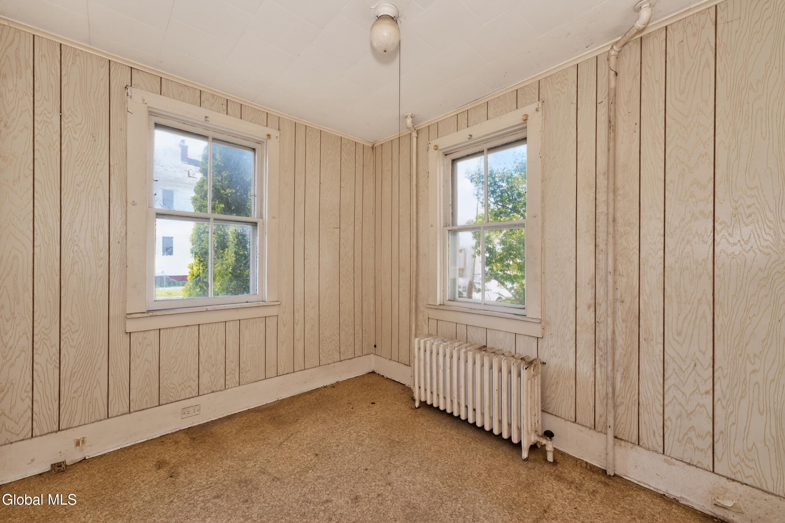 471 7th Avenue Troy NY 12182