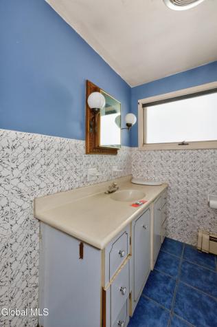 471 7th Avenue Troy NY 12182