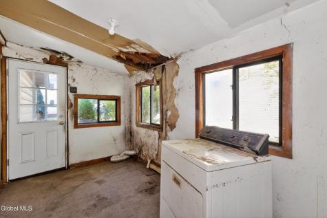 471 7th Avenue Troy NY 12182