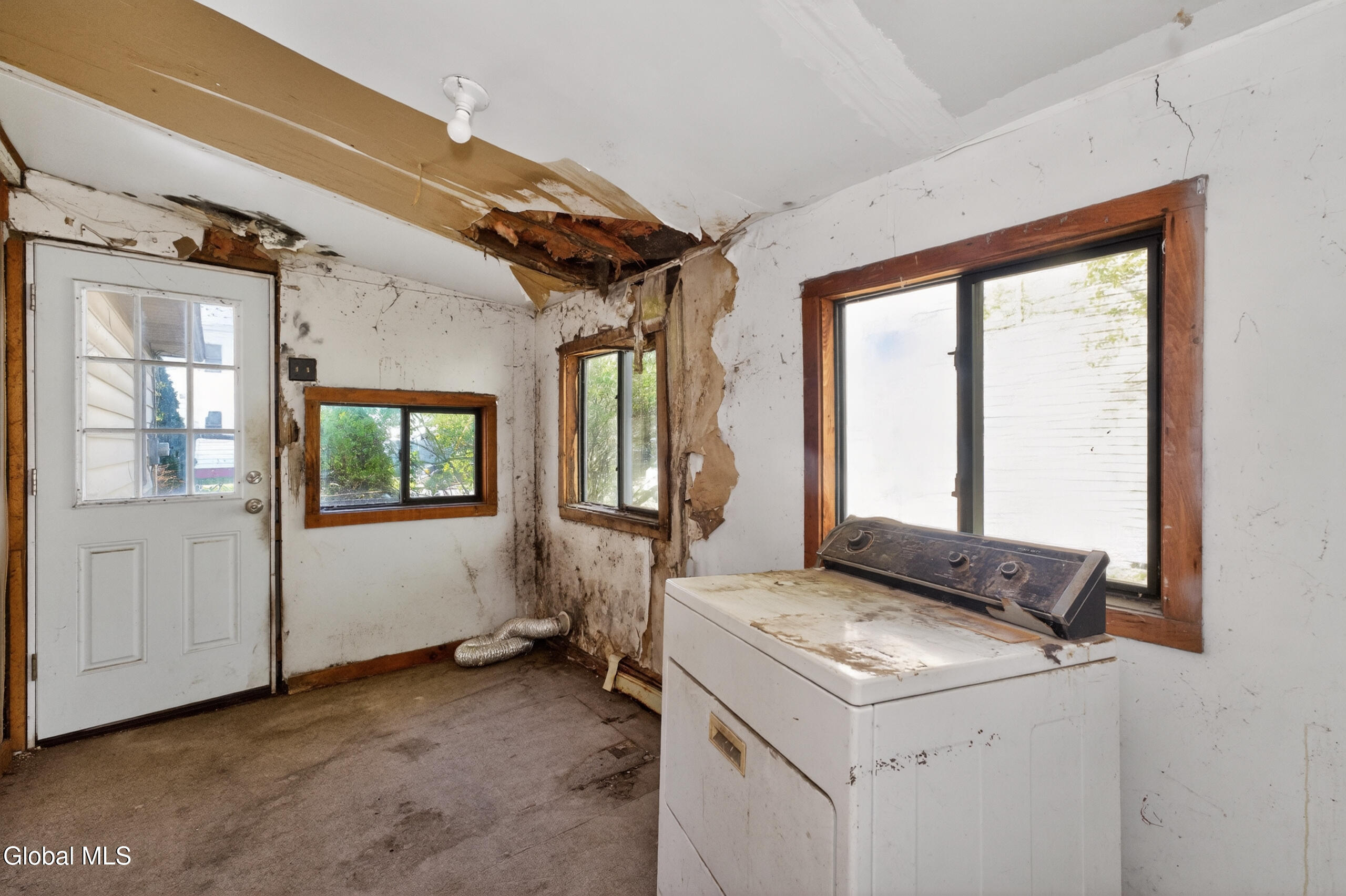 471 7th Avenue Troy NY 12182