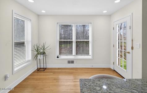 6 Chelsea Court Schaghticoke NY 12182
