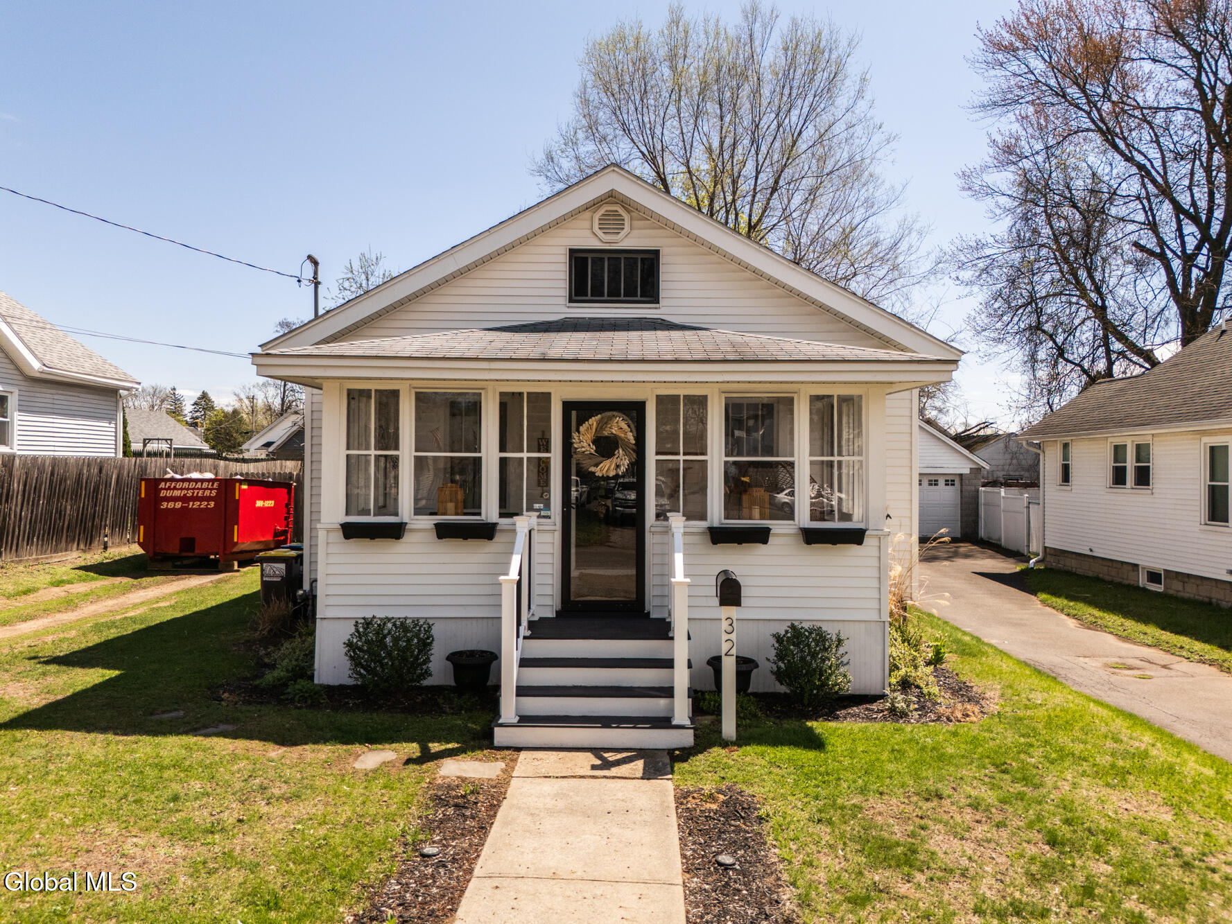 32 Hudson Avenue Colonie NY 12205