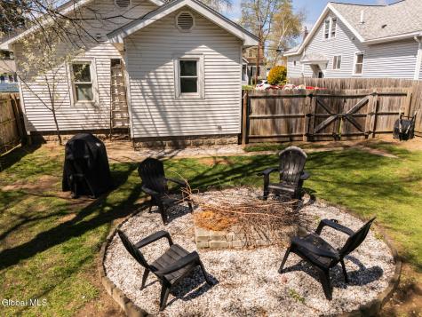 32 Hudson Avenue Colonie NY 12205