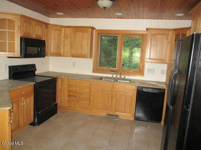 66 Deer Run Way Hartford NY 12838