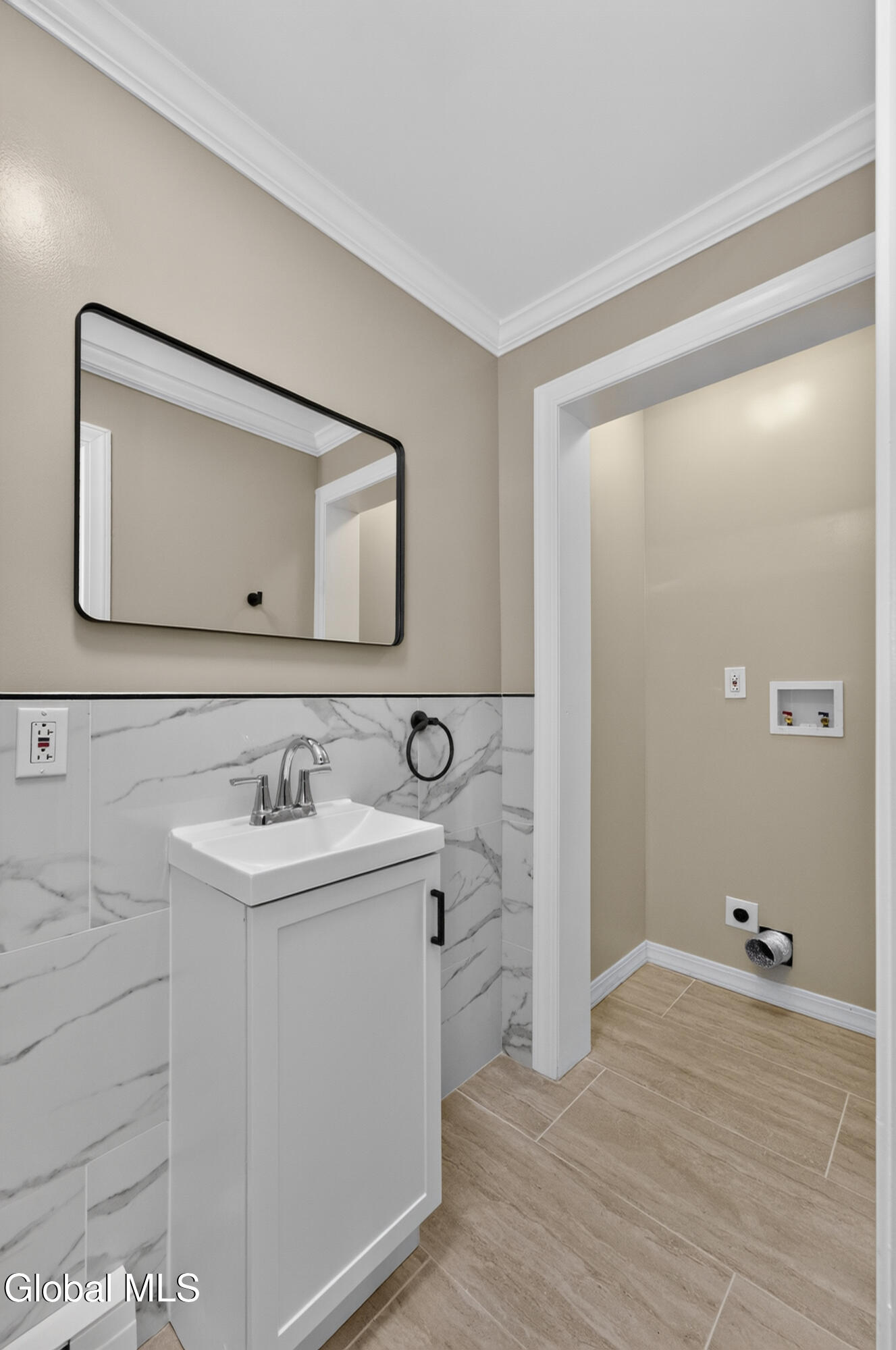26 Verbraska Avenue Amsterdam NY 12010