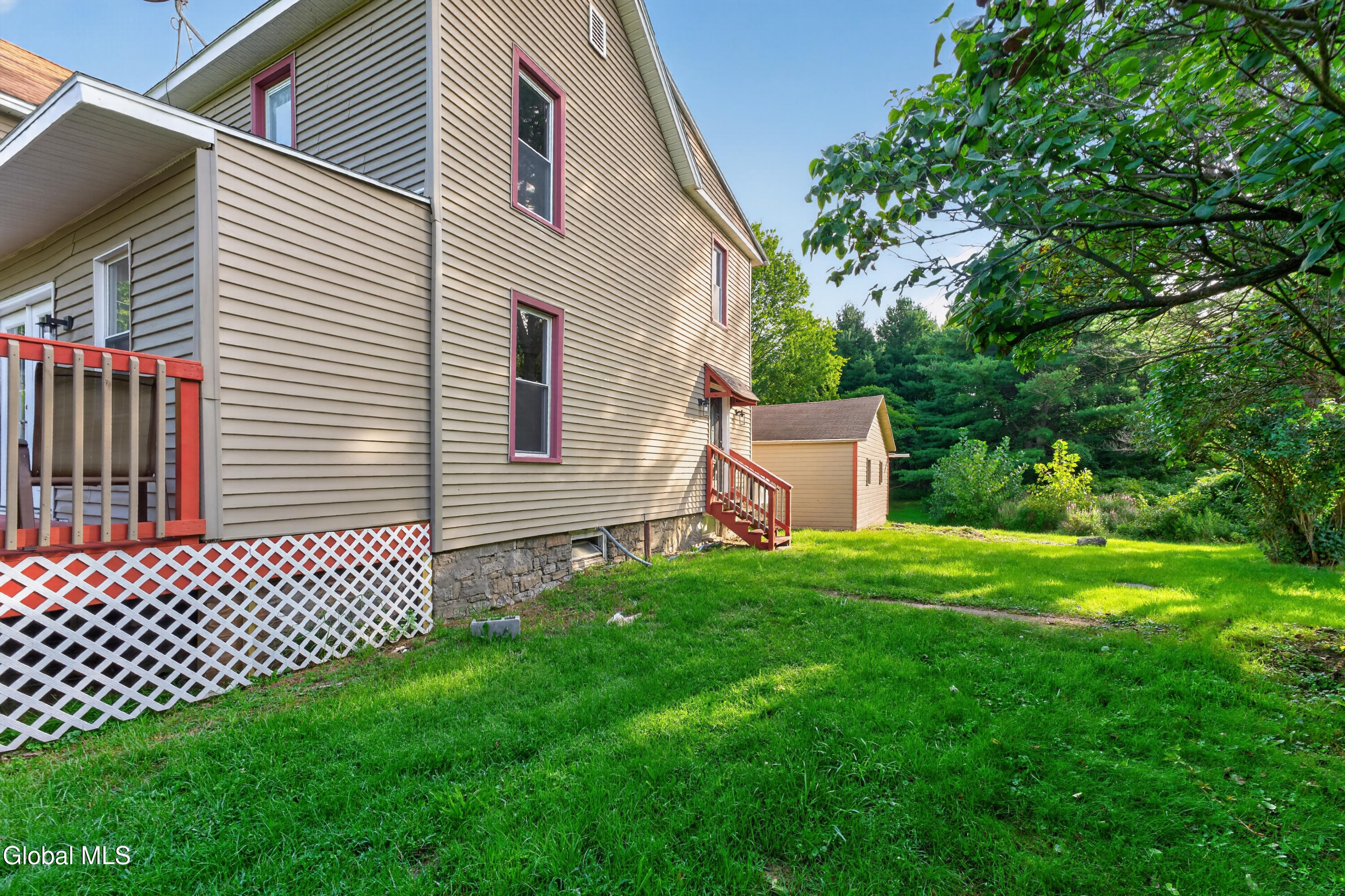 26 Verbraska Avenue Amsterdam NY 12010