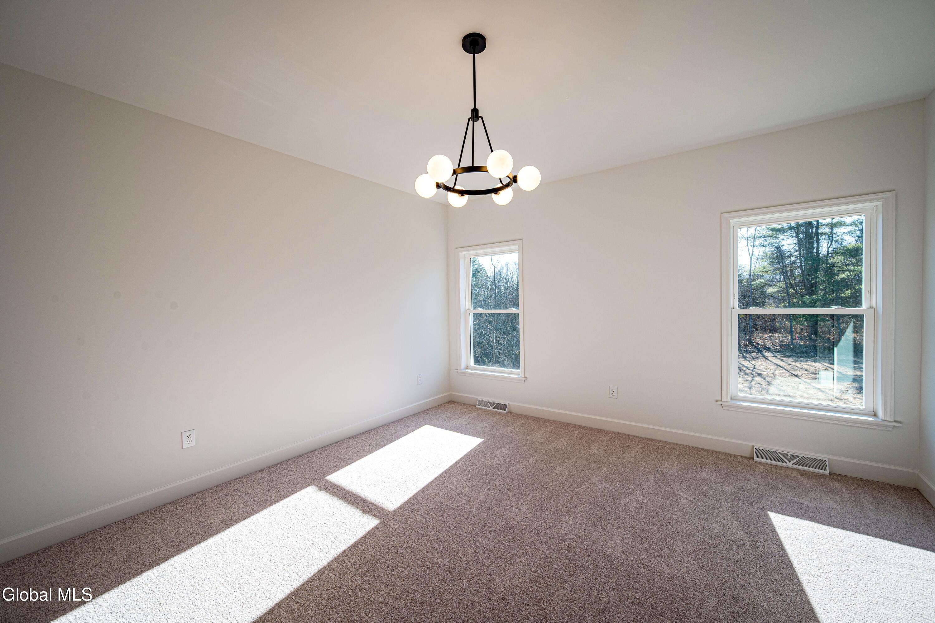 32 Heritage Way Selkirk NY 12158