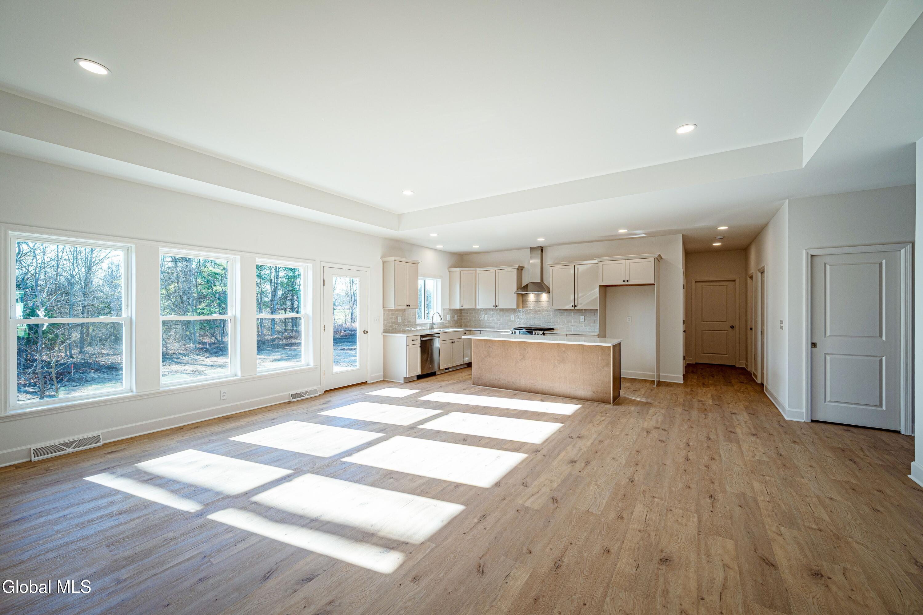 32 Heritage Way Selkirk NY 12158