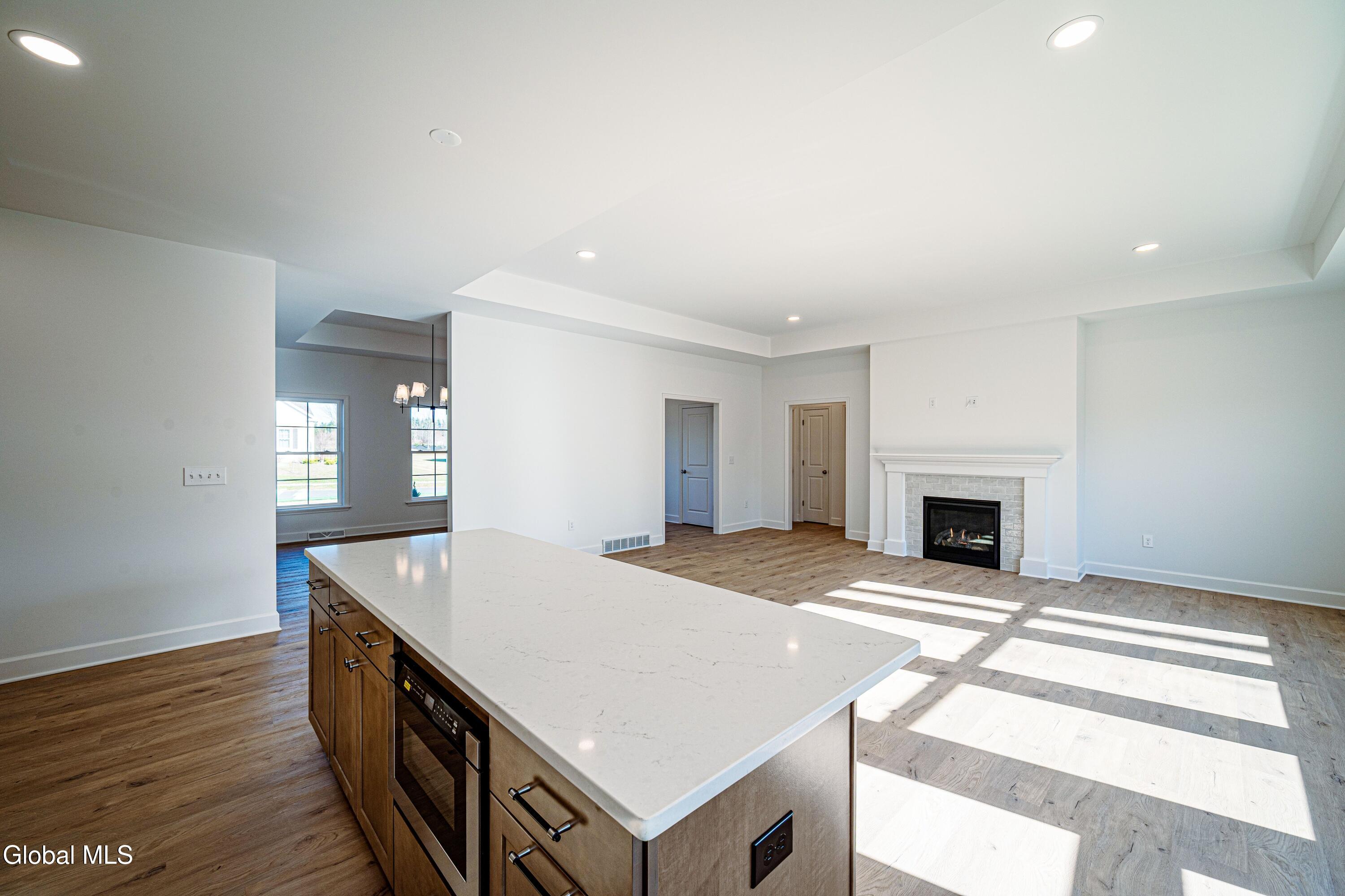 32 Heritage Way Selkirk NY 12158