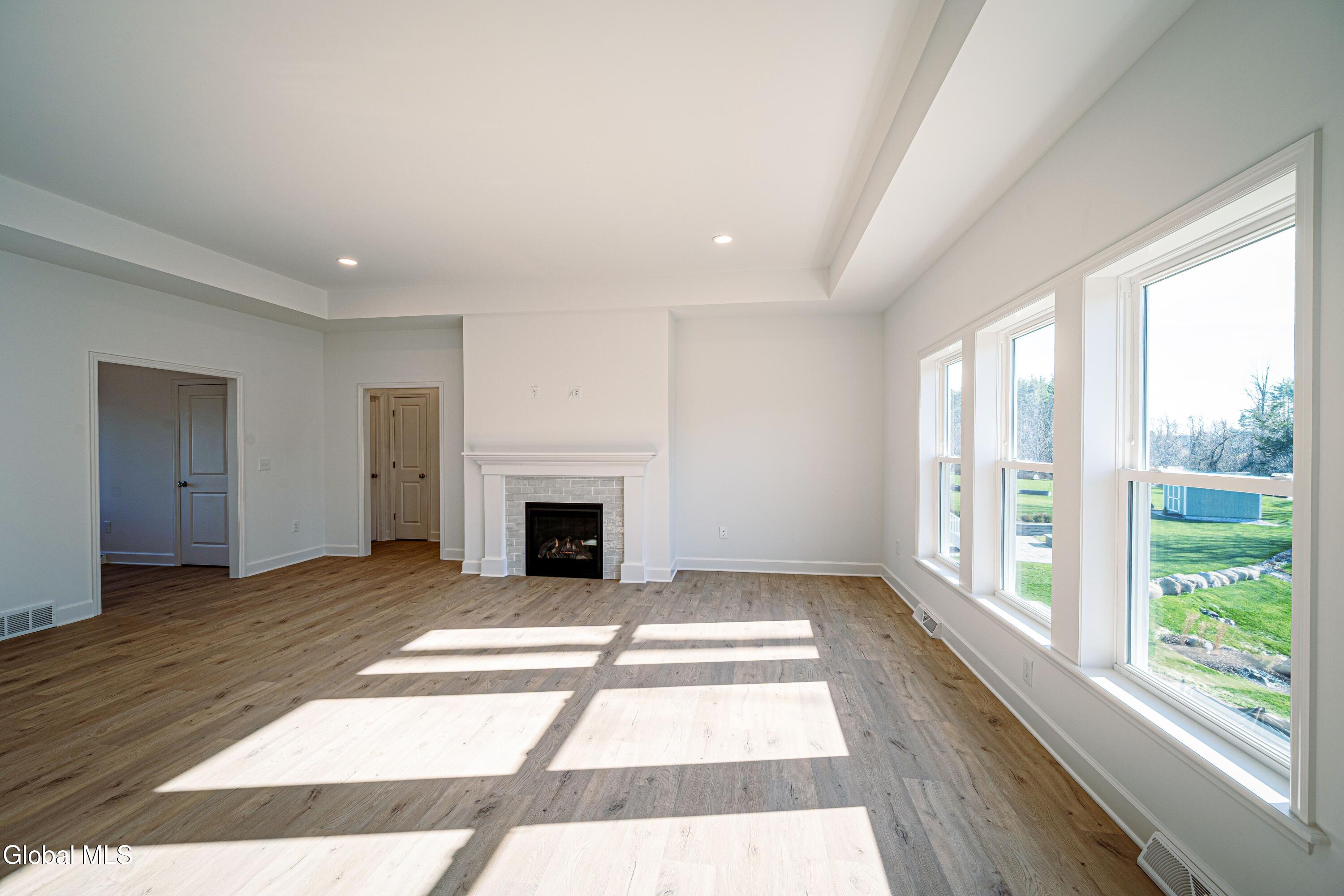 32 Heritage Way Selkirk NY 12158