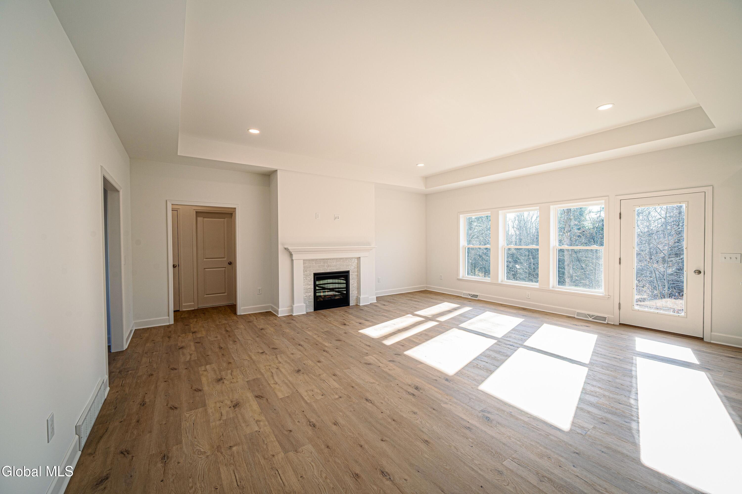 32 Heritage Way Selkirk NY 12158