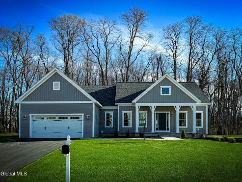 32 Heritage Way Selkirk NY 12158