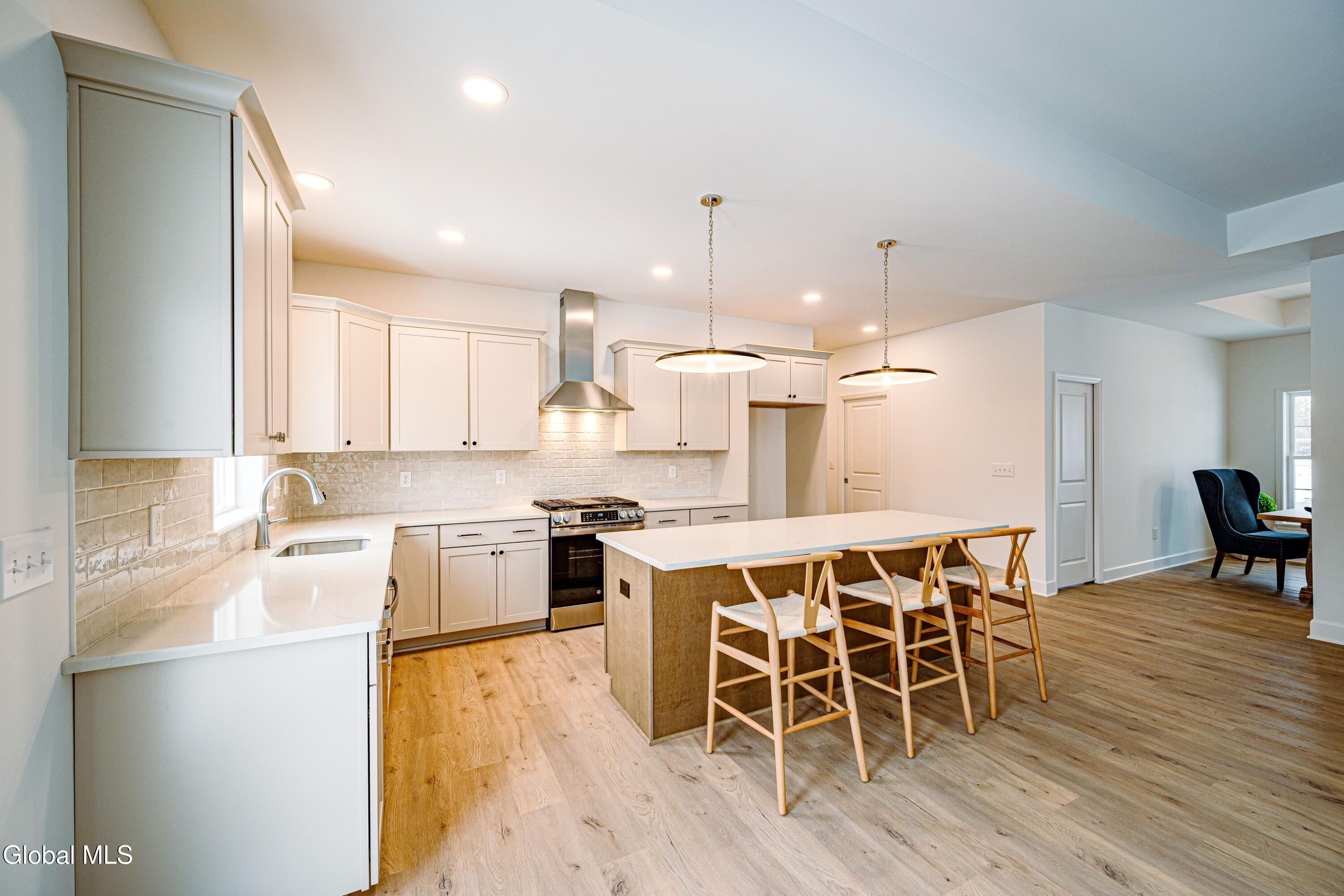 32 Heritage Way Selkirk NY 12158