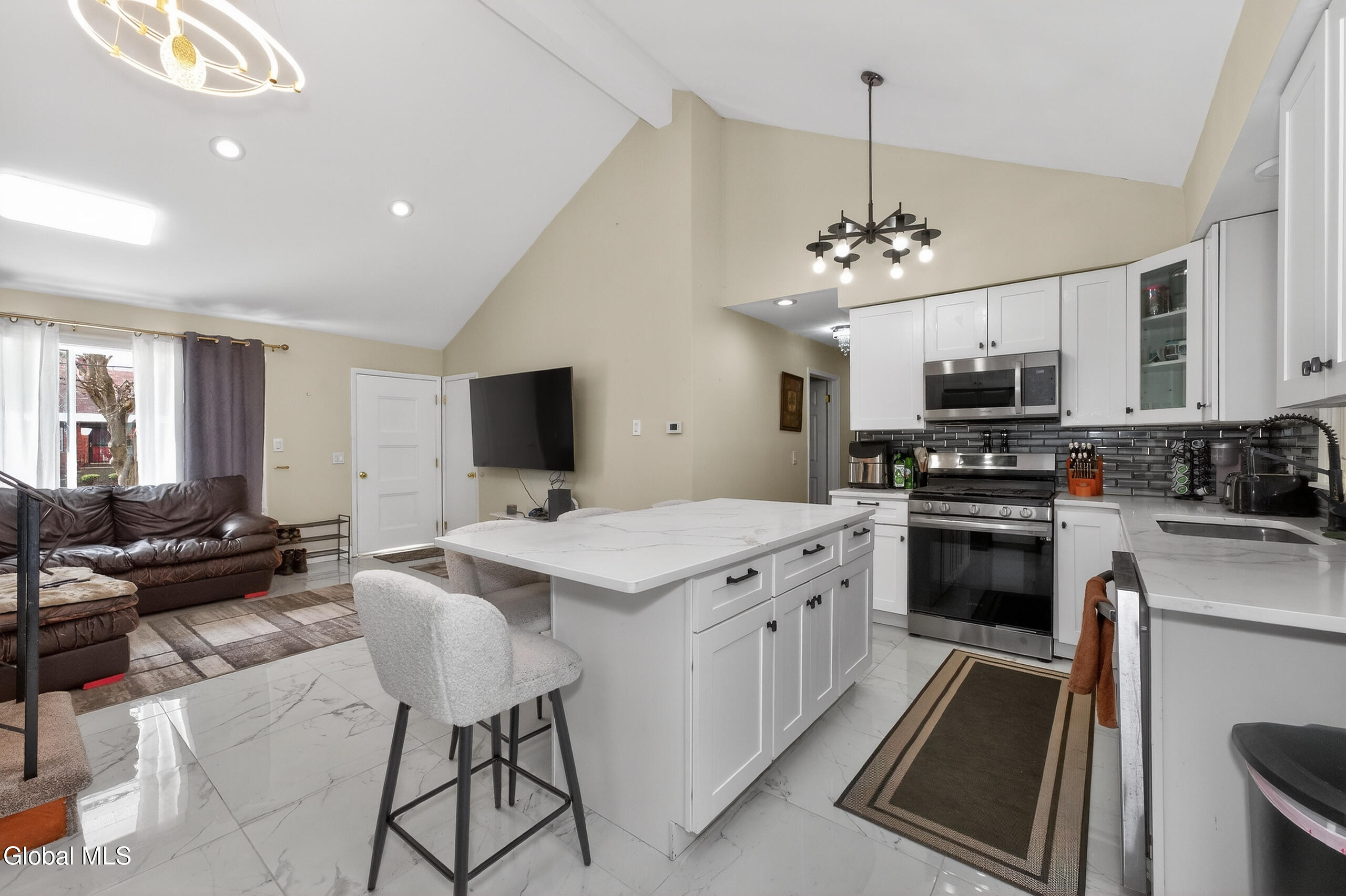 2110 Nahant Street Rotterdam NY 12306