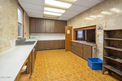 12 Woodbridge Avenue Chatham NY 12037