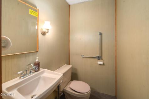 12 Woodbridge Avenue Chatham NY 12037