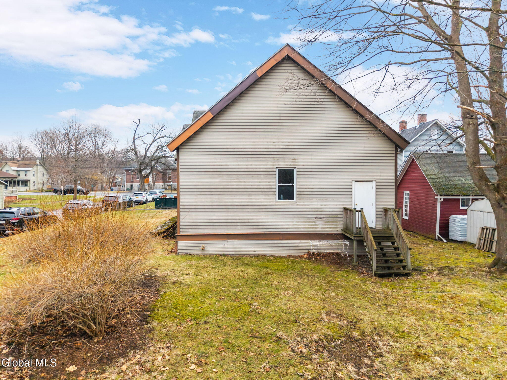 12 Woodbridge Avenue Chatham NY 12037