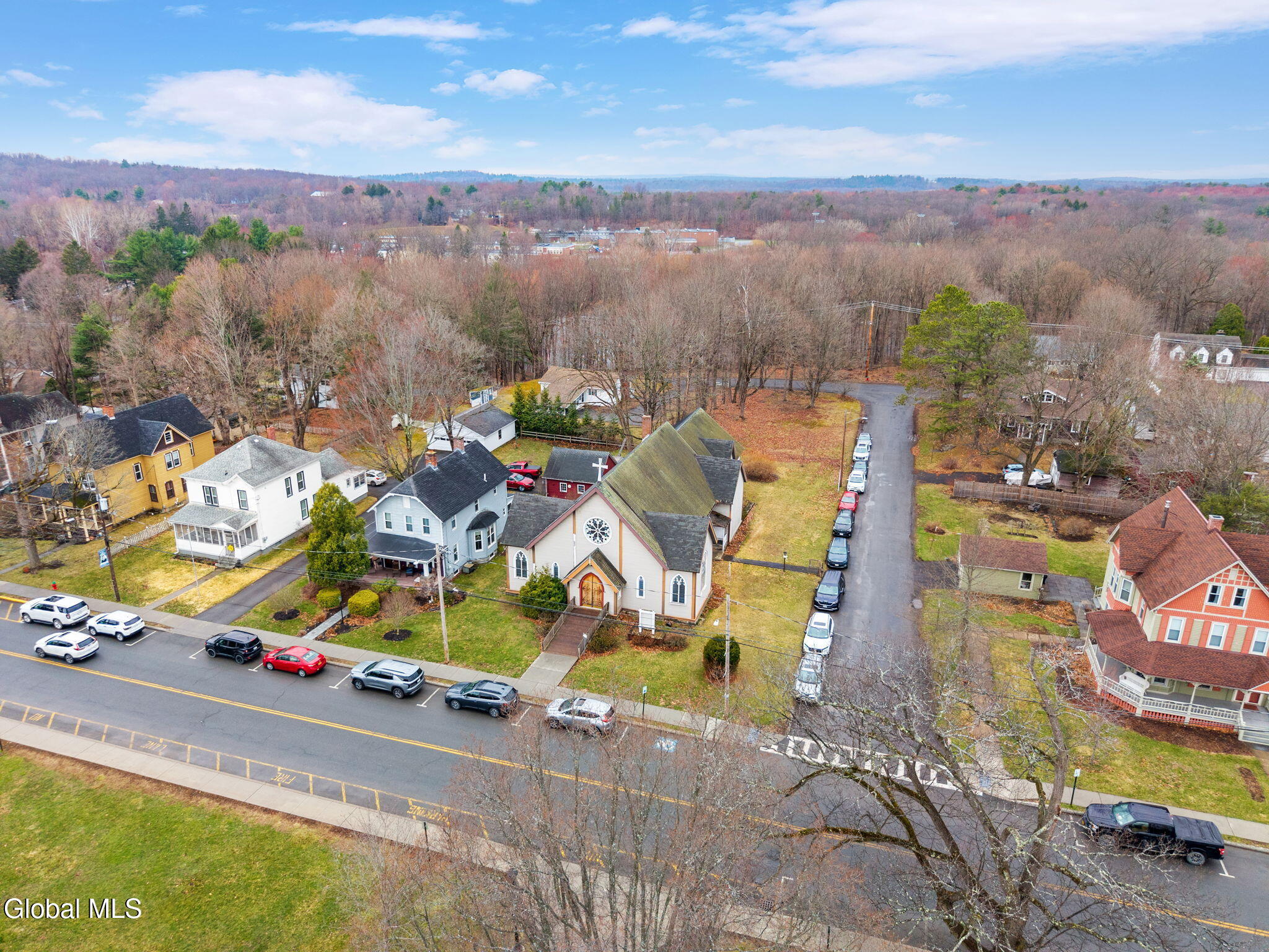 12 Woodbridge Avenue Chatham NY 12037