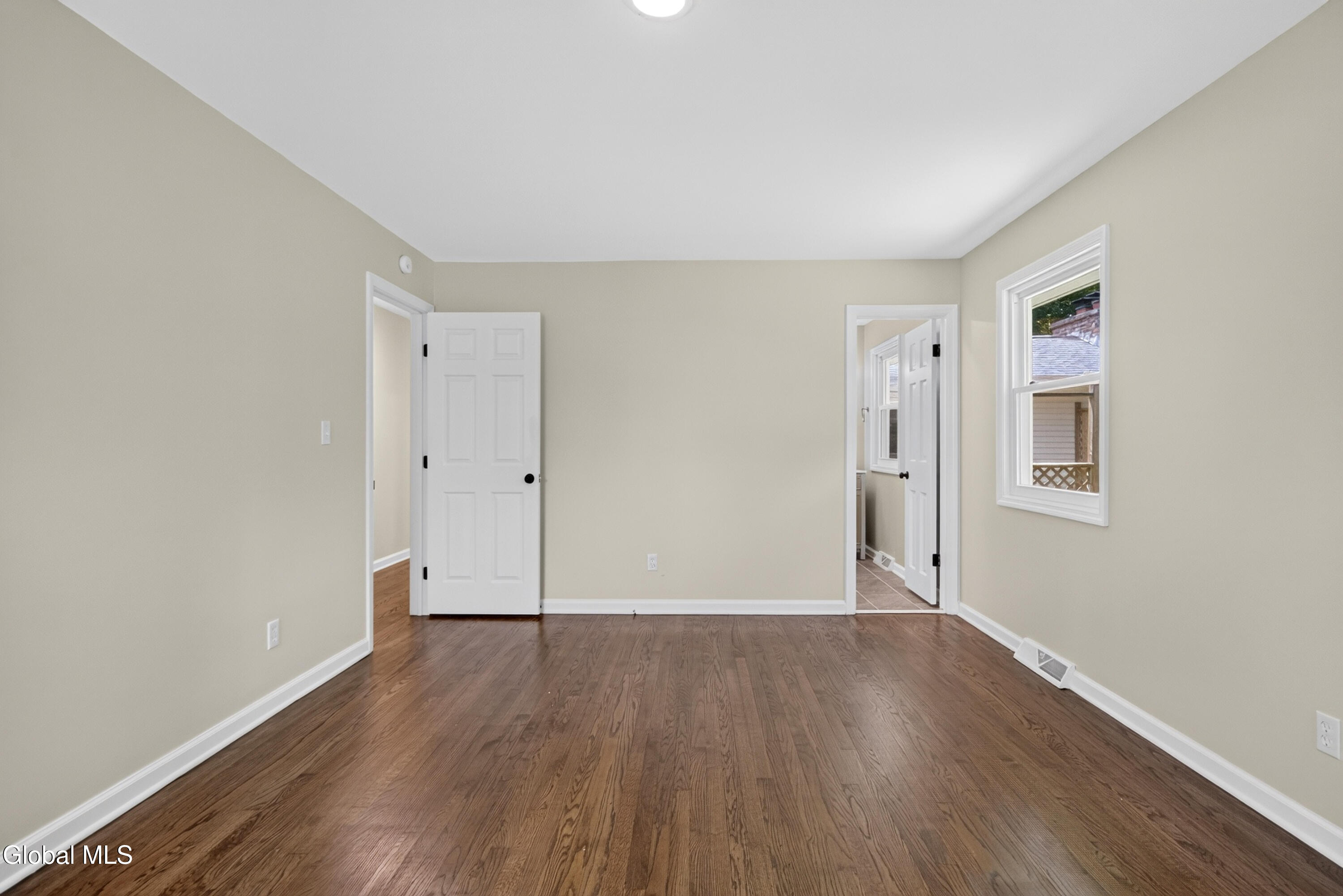 5 Anita Drive Glenville NY 12302