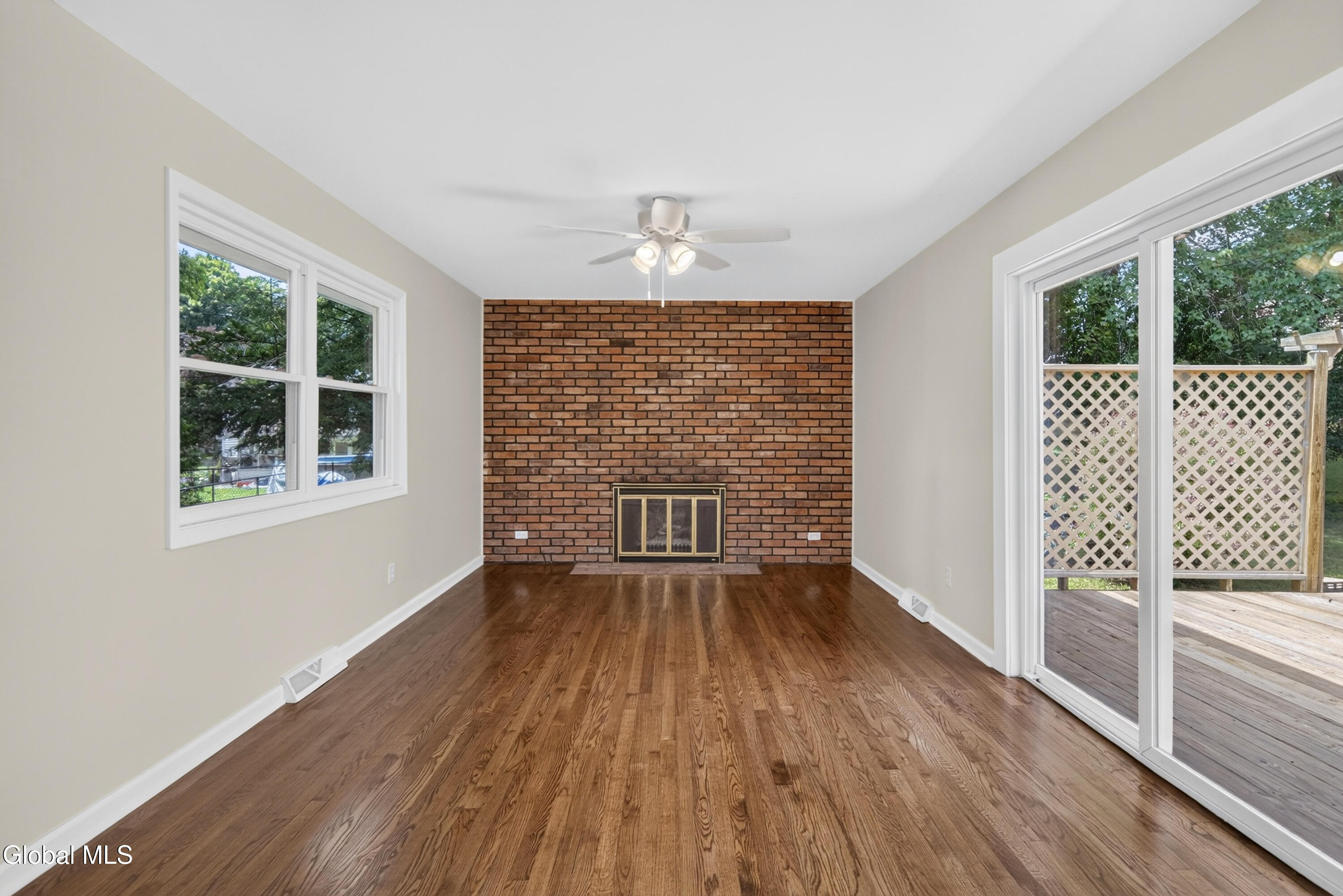 5 Anita Drive Glenville NY 12302