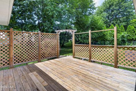 5 Anita Drive Glenville NY 12302