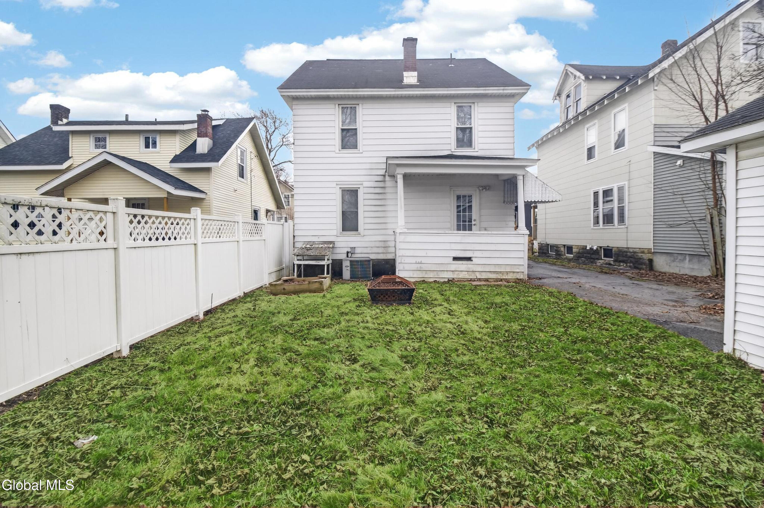 1916 Bradford Avenue Utica NY 13501