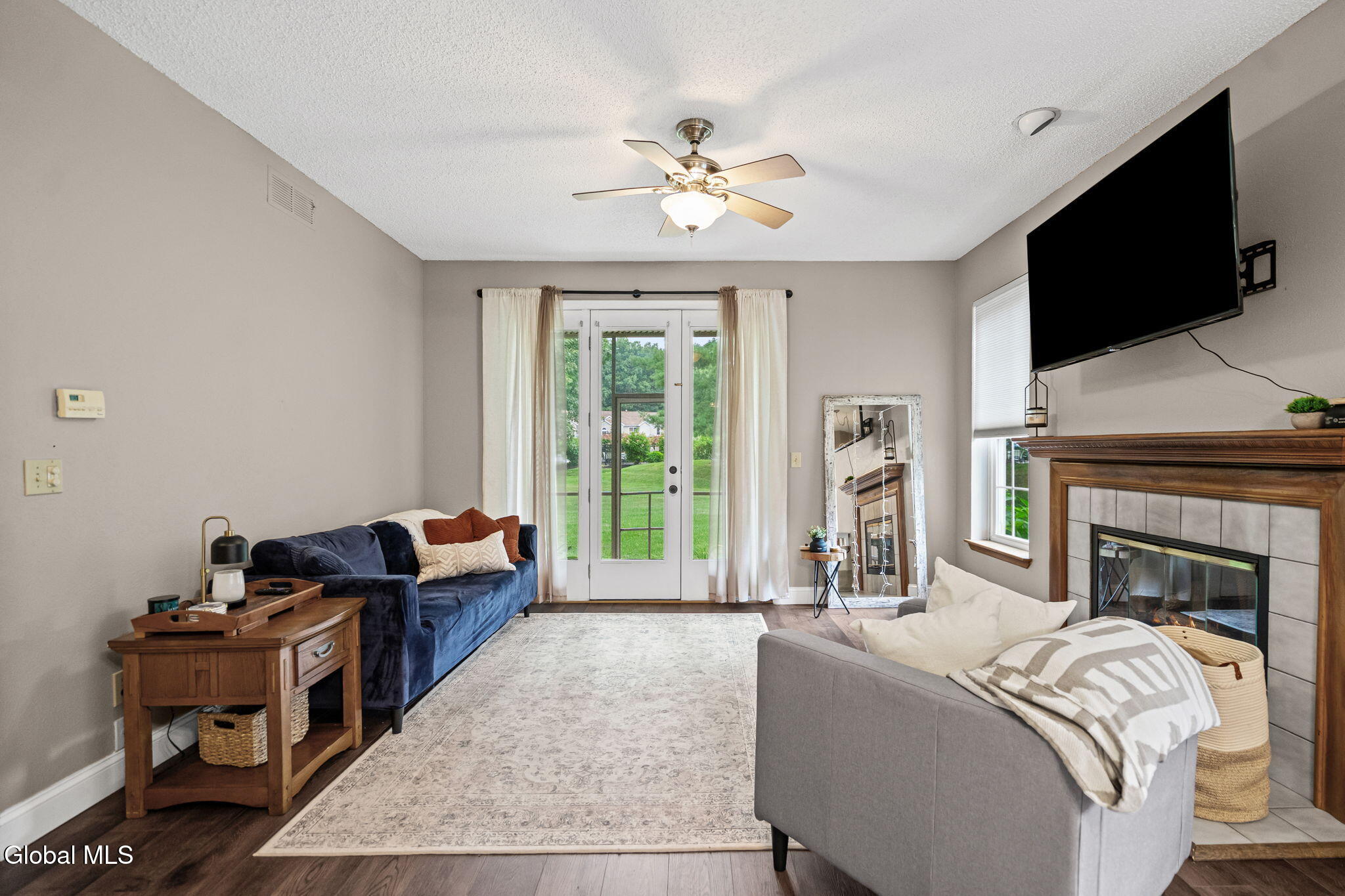 4806 S Foxwood Drive Clifton Park NY 12065