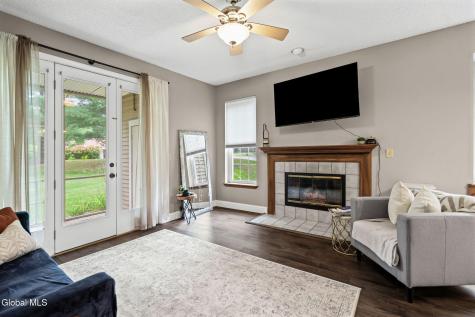 4806 S Foxwood Drive Clifton Park NY 12065