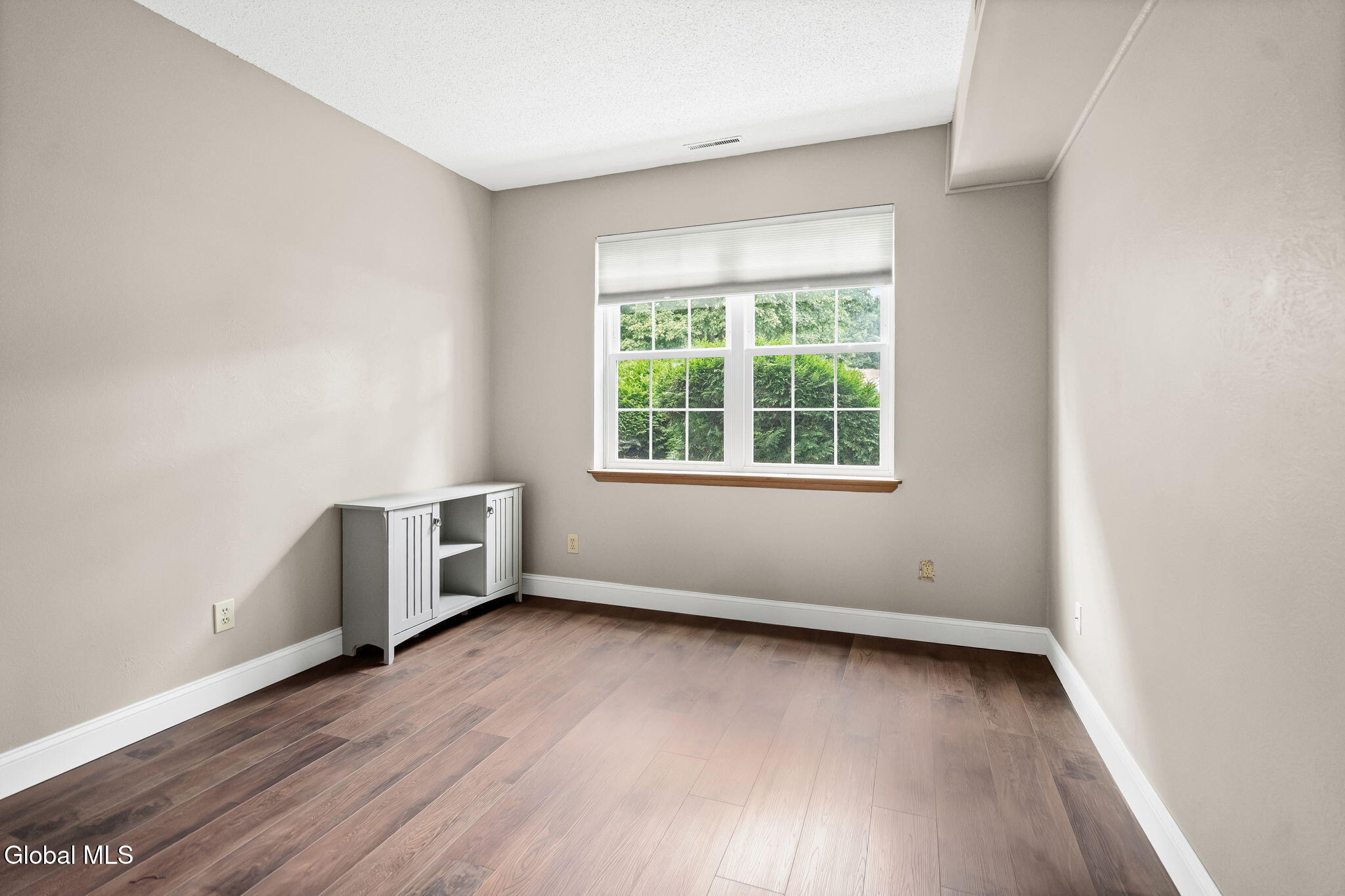 4806 S Foxwood Drive Clifton Park NY 12065