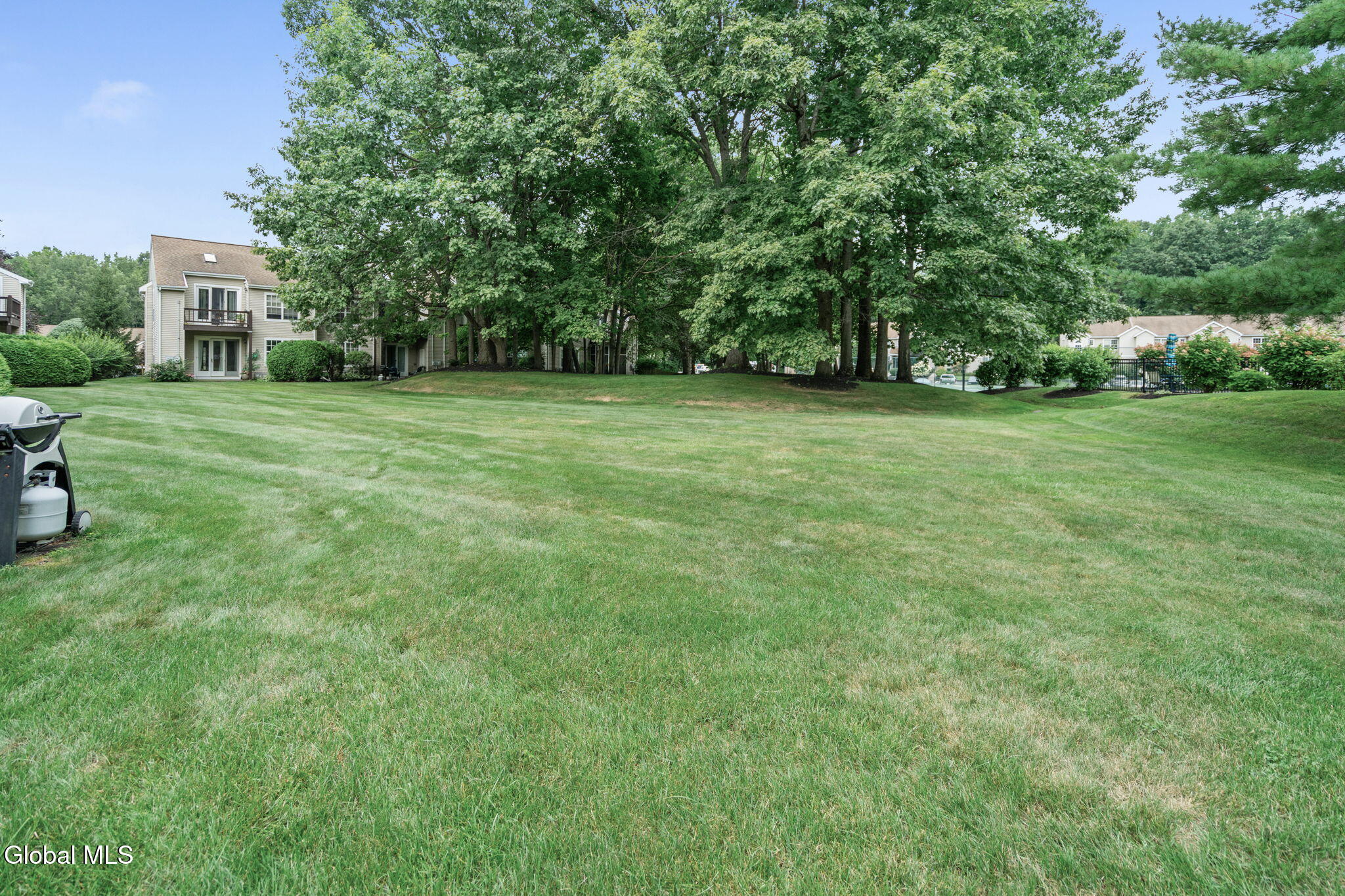 4806 S Foxwood Drive Clifton Park NY 12065