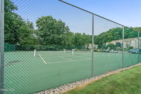 4806 S Foxwood Drive Clifton Park NY 12065