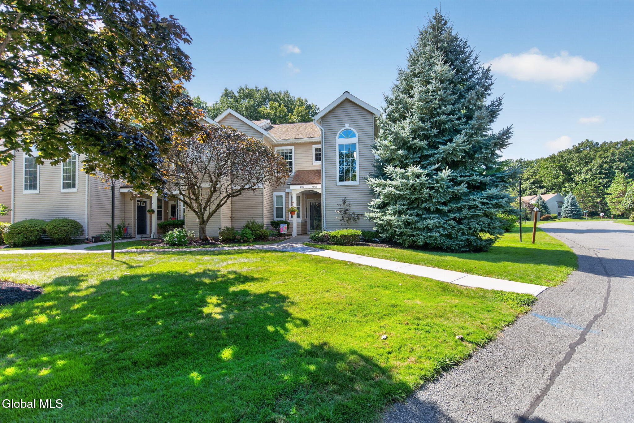 4806 S Foxwood Drive Clifton Park NY 12065