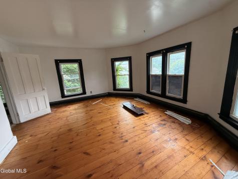 720 New Salem Road Albany NY 12186