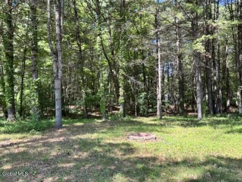 41 Red Oak Lane Ballston Spa NY 12020