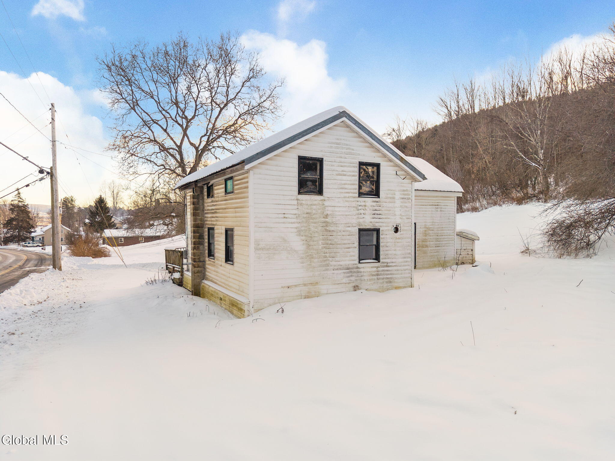 123 Ecker Hollow Road Schoharie NY 12157