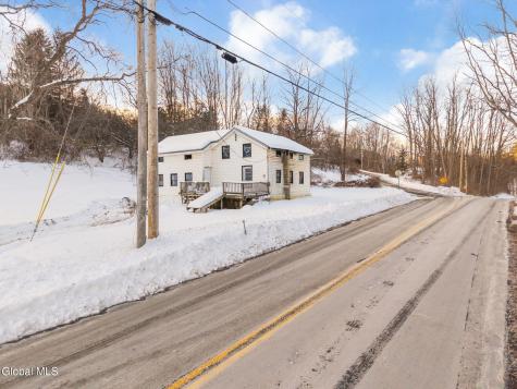 123 Ecker Hollow Road Schoharie NY 12157