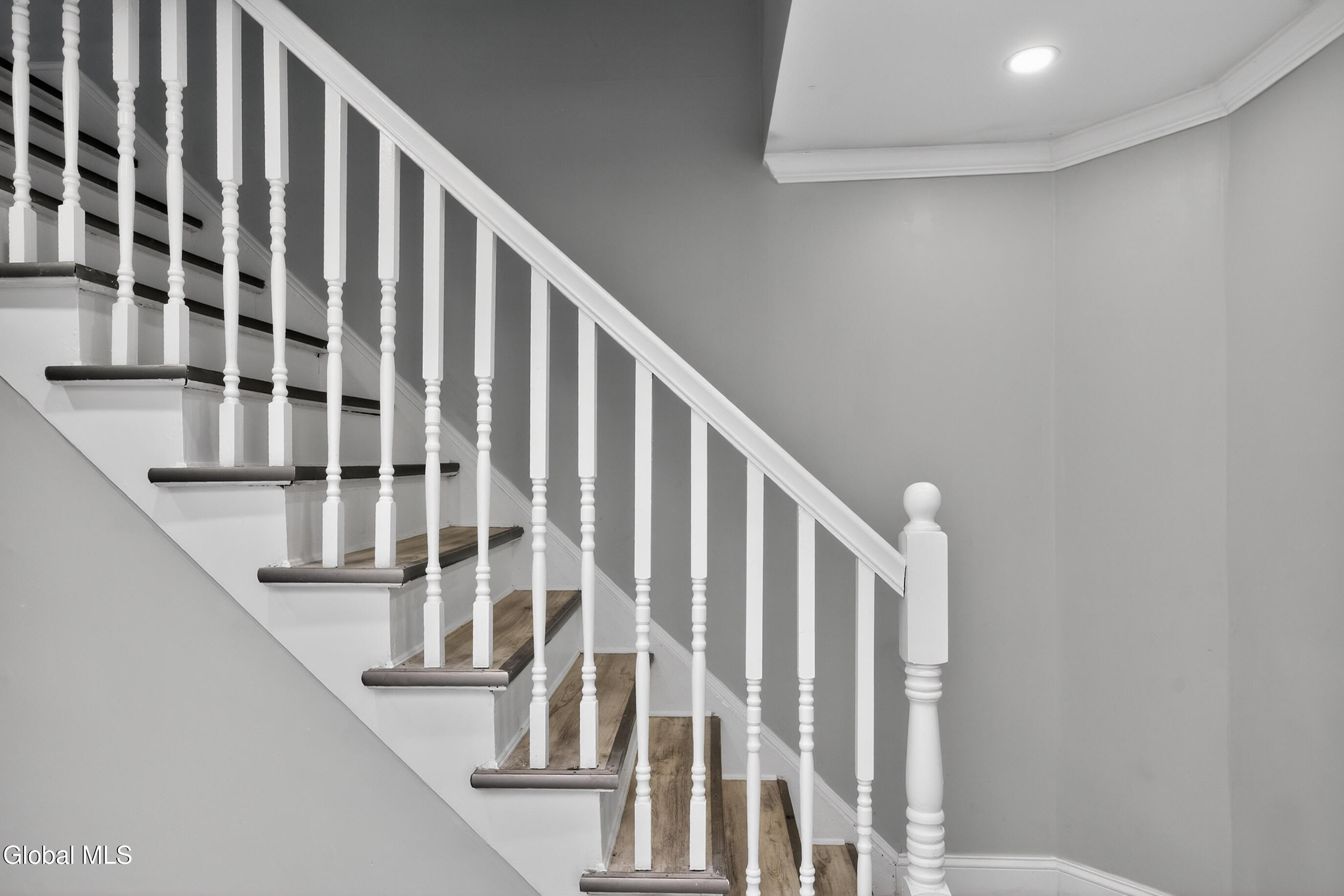 1684 Lake Boulevard Schenectady NY 12304
