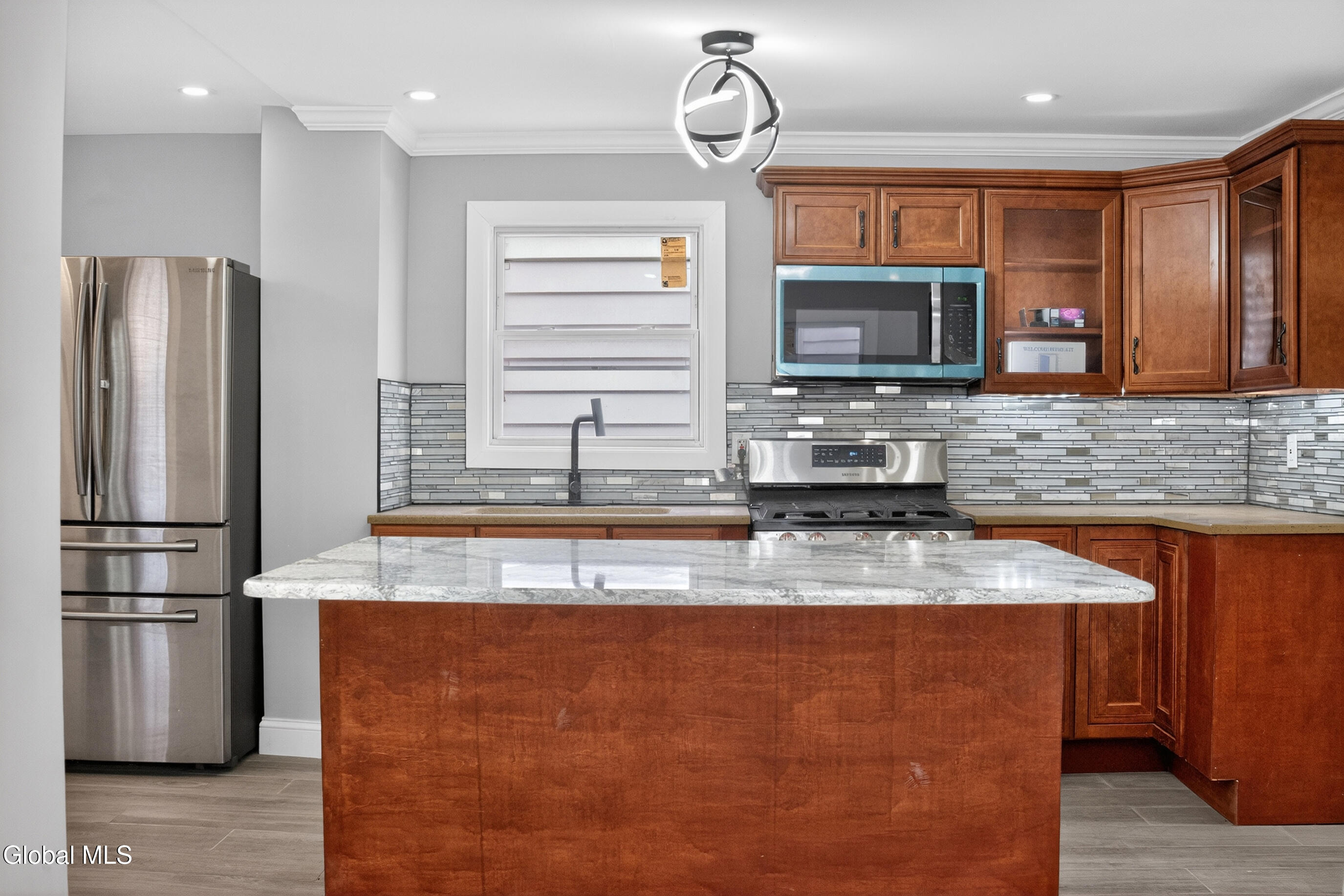 1684 Lake Boulevard Schenectady NY 12304