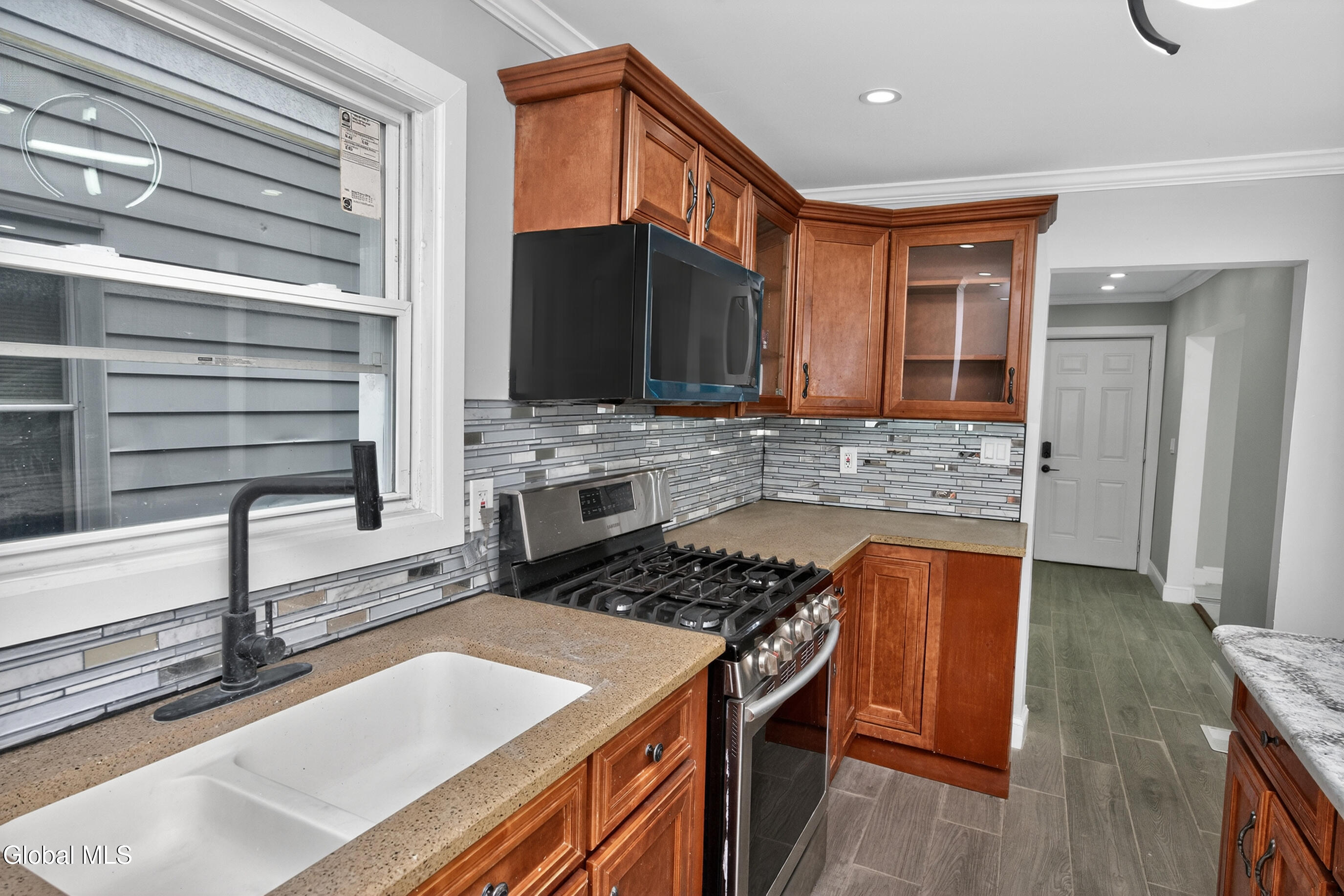 1684 Lake Boulevard Schenectady NY 12304